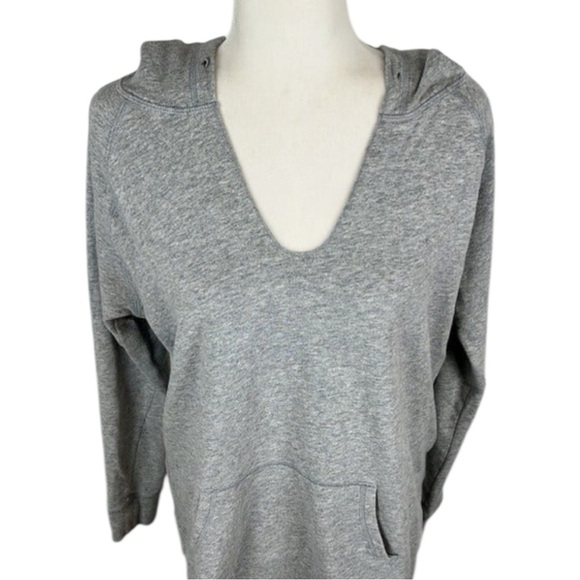 Victoria’s Secret Light Grey V-Neck Hoodie Size M - Picture 2 of 11